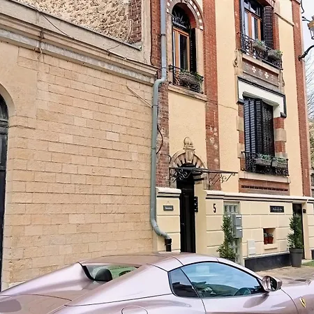 Les Loges Du Theatre Maison Prive 150M2 Acceuil Maximum 14 Personnes Degustation Champagne Offerte Jacuzzi Sauna Jeux Velos Emplacement Exceptionnel Et Chic, 200M De L'Avenue De Champagne, Gare, Musee, Jardins, Restaurations, Toutes Commodites Epernay Exterior photo