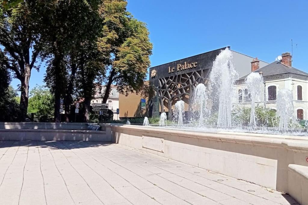 Les Loges Du Theatre Degustation Champagne Offerte Jacuzzi Sauna Jeux Velos Maison Prive 150M2 Historique 14Pers Max Emplacement Exceptionnel Et Chic, 200M De L'Avenue De Champagne, Gare, Musee, Jardins, Restaurations, Toutes Commodites Apartment *