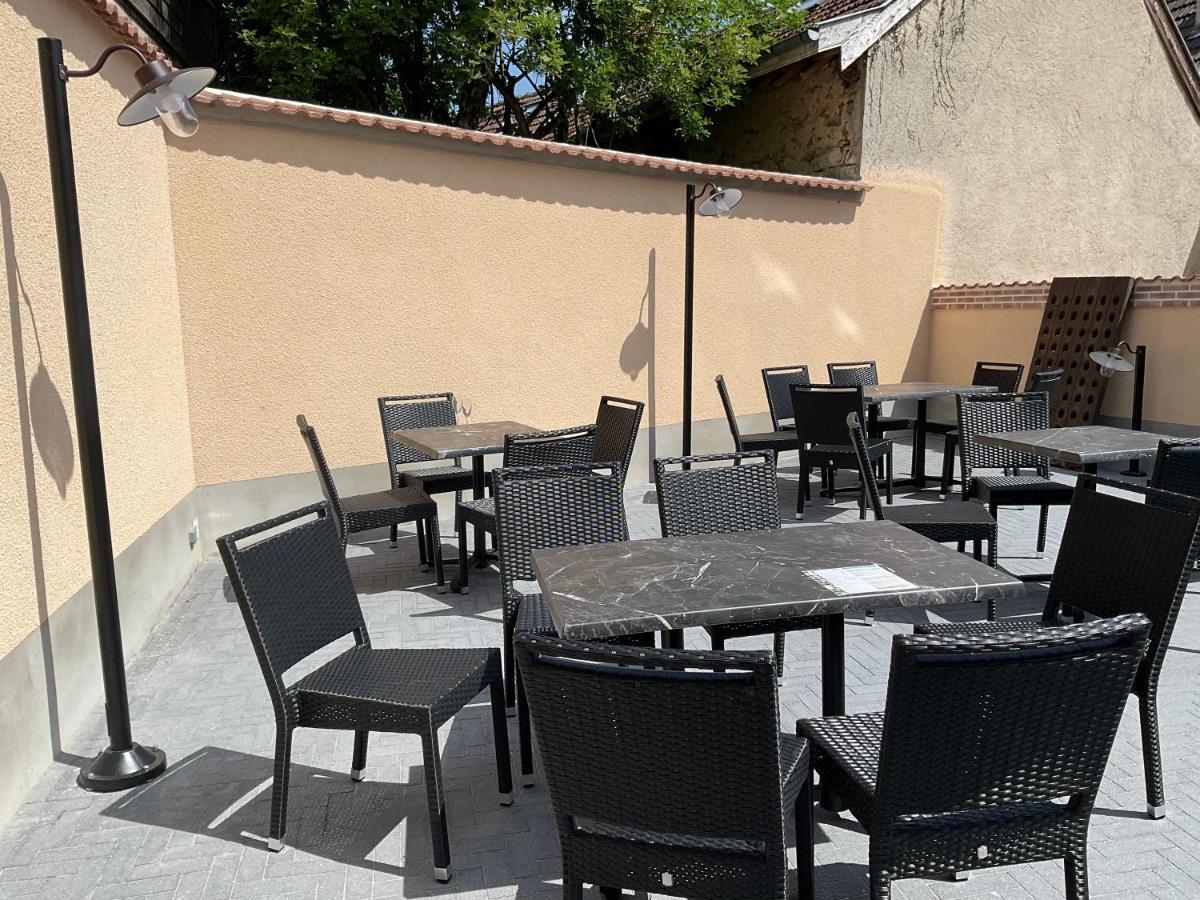 Les Loges Du Theatre Degustation Champagne Offerte Jacuzzi Sauna Jeux Velos Maison Prive 150M2 Historique 14Pers Max Emplacement Exceptionnel Et Chic, 200M De L'Avenue De Champagne, Gare, Musee, Jardins, Restaurations, Toutes Commodites * Épernay