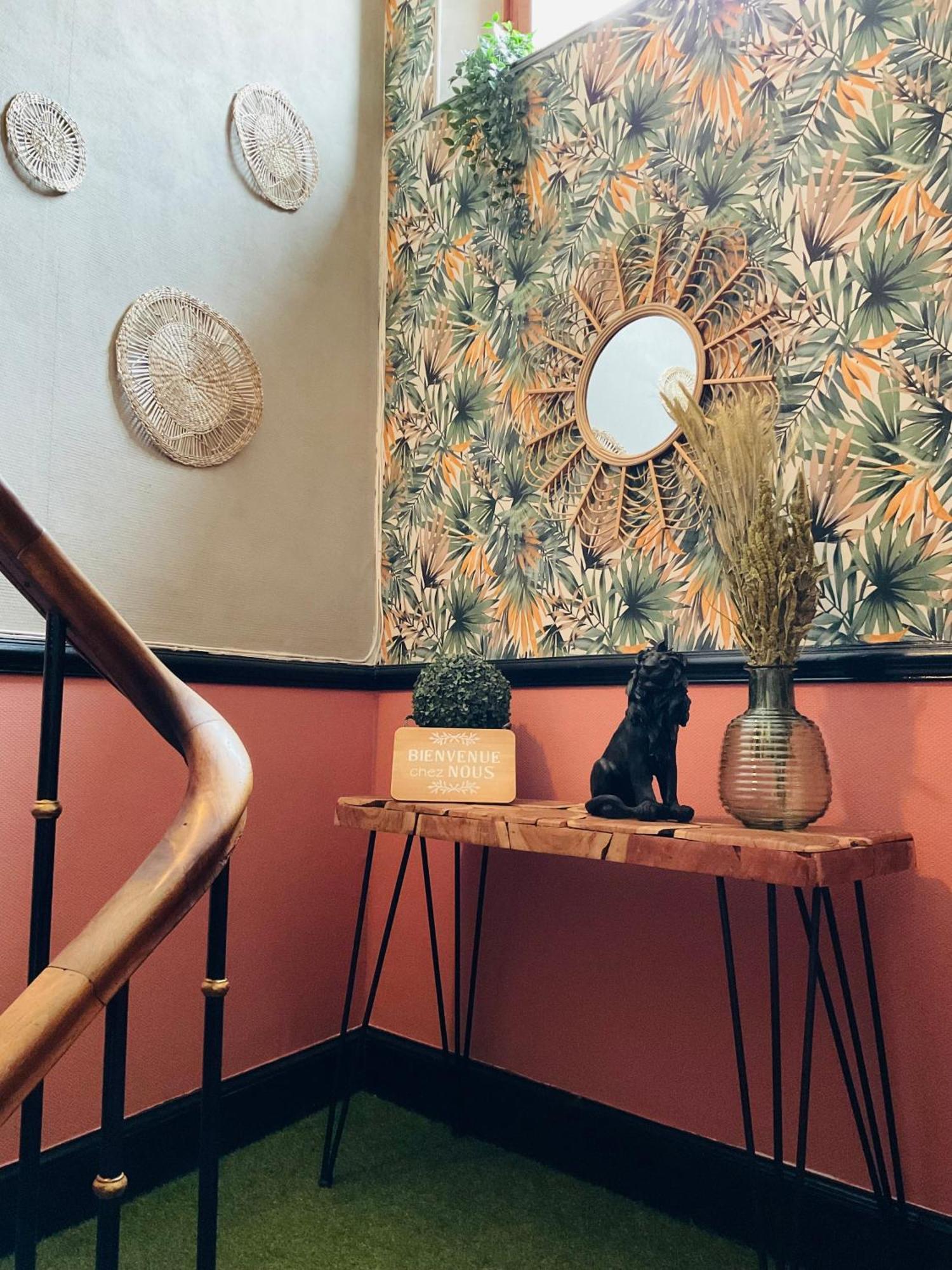 Apartment Les Loges Du Theatre Maison Prive 150m2 Acceuil Maximum 14 Personnes Degustation Champagne Offerte Jacuzzi Sauna Jeux Velos Emplacement Exceptionnel Et Chic, 200m De L'avenue De Champagne, Gare, Musee, Jardins, Restaurations, Toutes Commodites *