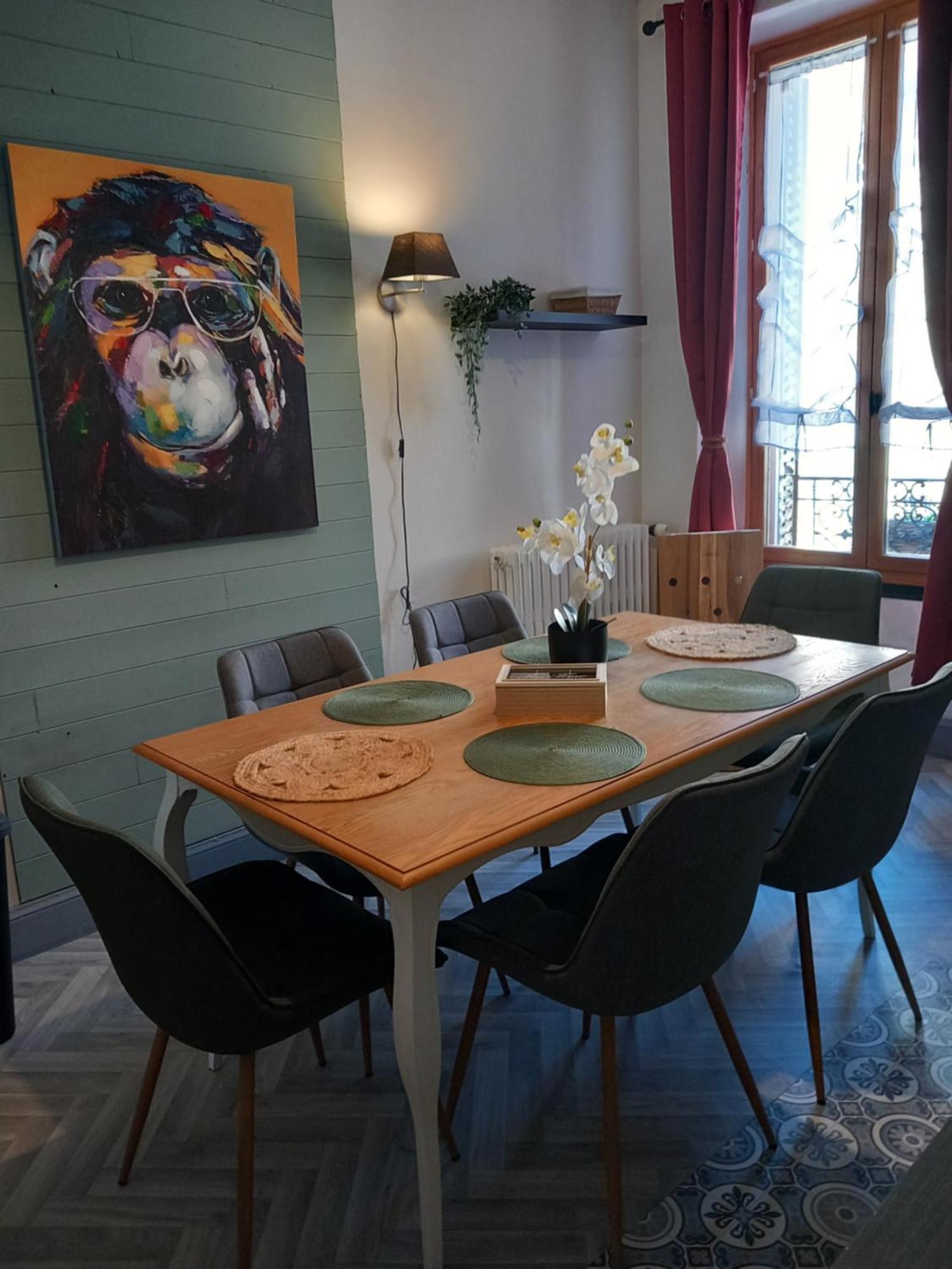 Les Loges Du Theatre Degustation Champagne Offerte Jacuzzi Sauna Jeux Velos Maison Prive 150M2 Historique 14Pers Max Emplacement Exceptionnel Et Chic, 200M De L'Avenue De Champagne, Gare, Musee, Jardins, Restaurations, Toutes Commodites Apartment