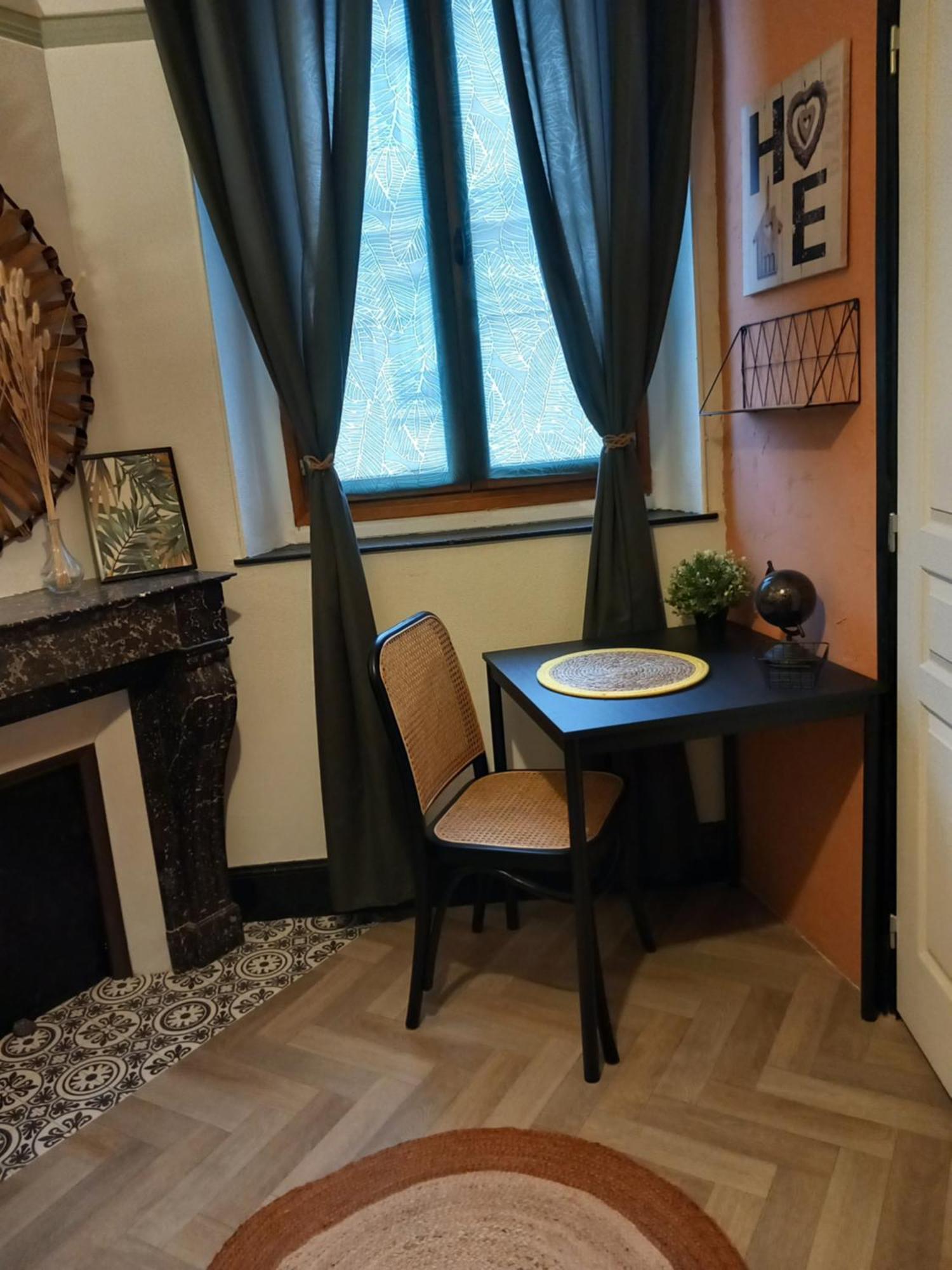 Les Loges Du Theatre Degustation Champagne Offerte Jacuzzi Sauna Jeux Velos Maison Prive 150M2 Historique 14Pers Max Emplacement Exceptionnel Et Chic, 200M De L'Avenue De Champagne, Gare, Musee, Jardins, Restaurations, Toutes Commodites Apartment *