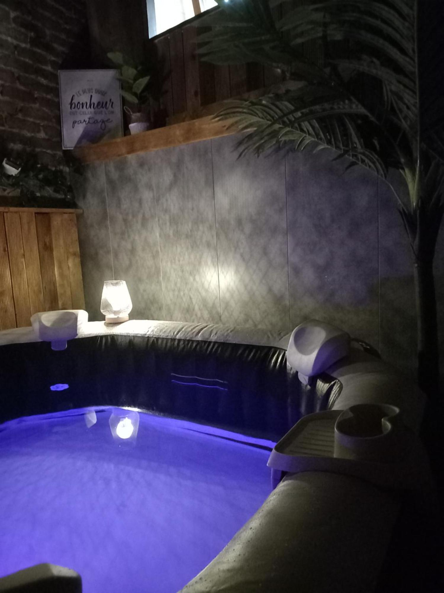 Apartamento Les Loges Du Theatre Maison Prive 150m2 Acceuil Maximum 14 Personnes Degustation Champagne Offerte Jacuzzi Sauna Jeux Velos Emplacement Exceptionnel Et Chic, 200m De L'avenue De Champagne, Gare, Musee, Jardins, Restaurations, Toutes Commodites *