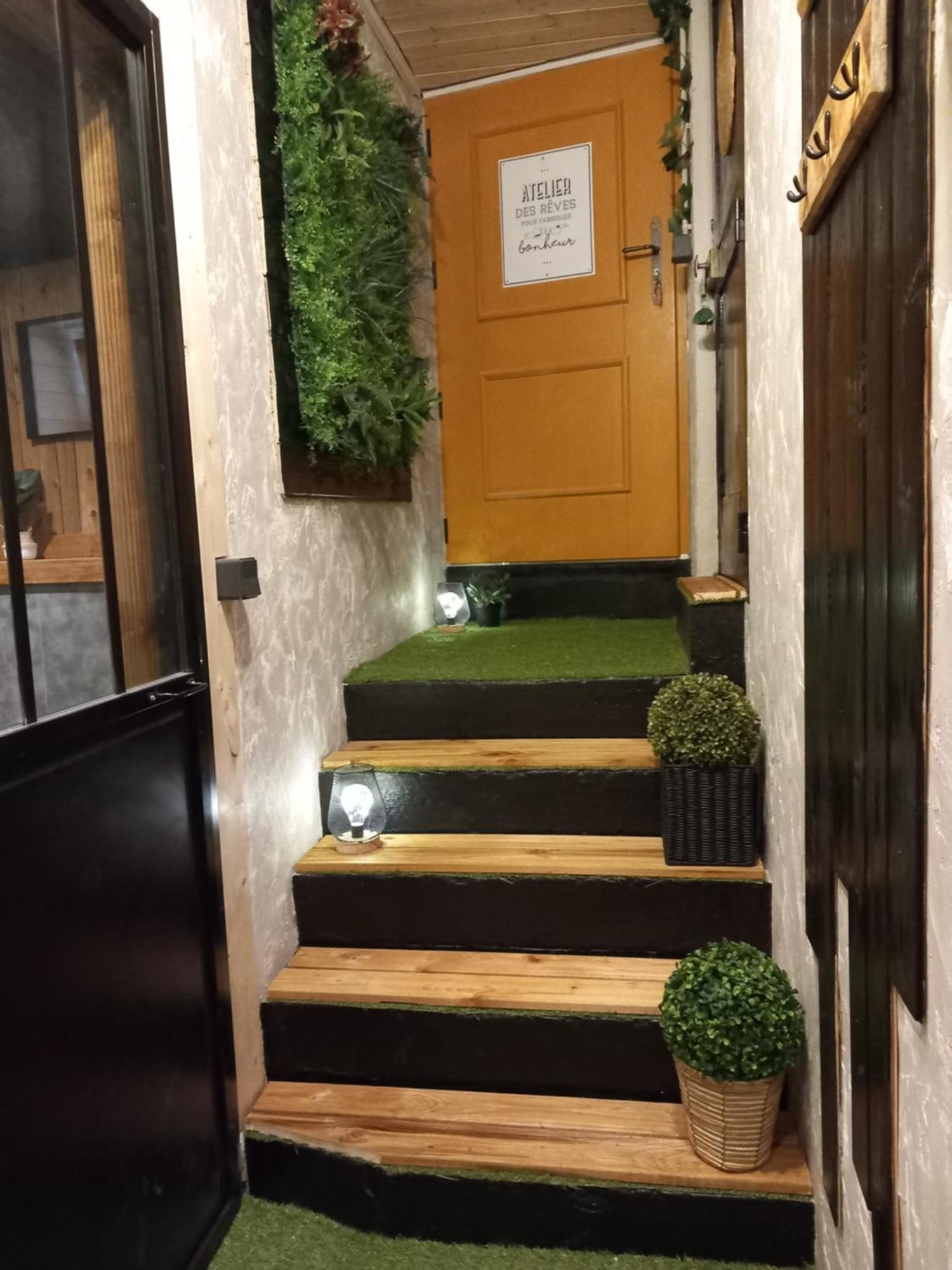 Les Loges Du Theatre Degustation Champagne Offerte Jacuzzi Sauna Jeux Velos Maison Prive 150M2 Historique 14Pers Max Emplacement Exceptionnel Et Chic, 200M De L'Avenue De Champagne, Gare, Musee, Jardins, Restaurations, Toutes Commodites Apartment Épernay