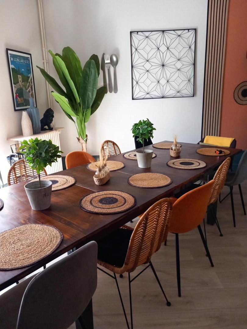 Les Loges Du Theatre Degustation Champagne Offerte Jacuzzi Sauna Jeux Velos Maison Prive 150M2 Historique 14Pers Max Emplacement Exceptionnel Et Chic, 200M De L'Avenue De Champagne, Gare, Musee, Jardins, Restaurations, Toutes Commodites